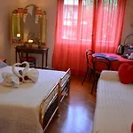 Olmo Frühstückspension 4*