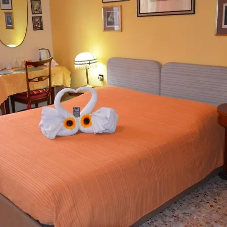 Couette-café Olmo 4*